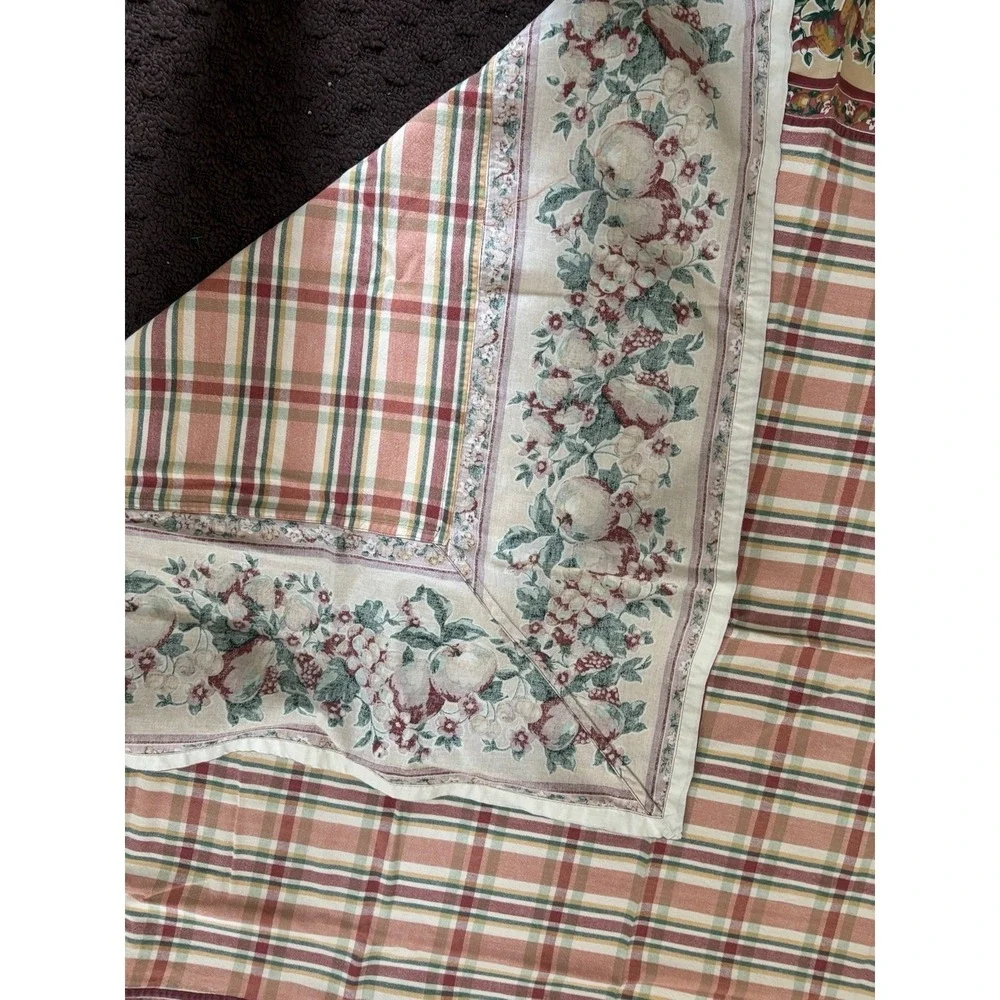April Cornell? Tablecloth Harvest Plaid Apples Tan Red Green Cotton 56x76